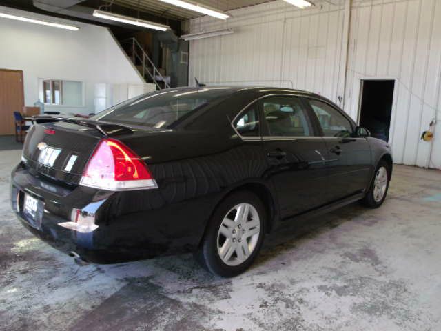 2013 Chevrolet Impala 2dr Reg Cab 140.5 4WD ST