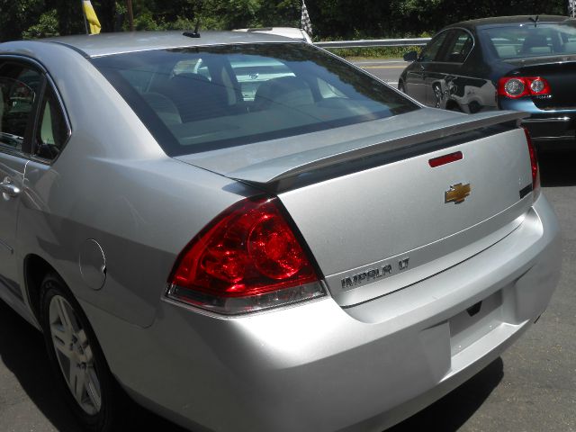 2013 Chevrolet Impala 2dr Reg Cab 140.5 4WD ST