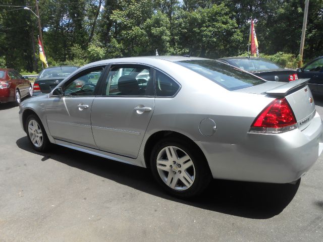 2013 Chevrolet Impala 2dr Reg Cab 140.5 4WD ST