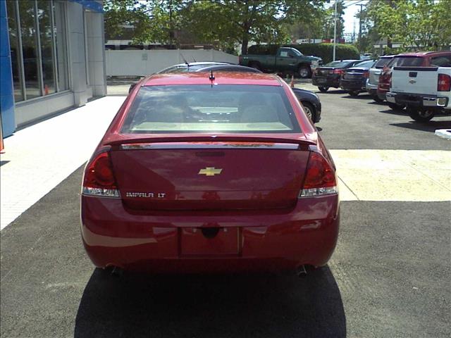 2013 Chevrolet Impala SEL 2WD Sedan