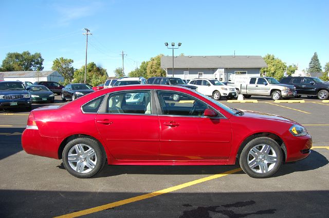 2013 Chevrolet Impala 2dr Reg Cab 140.5 4WD ST