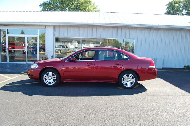 2013 Chevrolet Impala 2dr Reg Cab 140.5 4WD ST