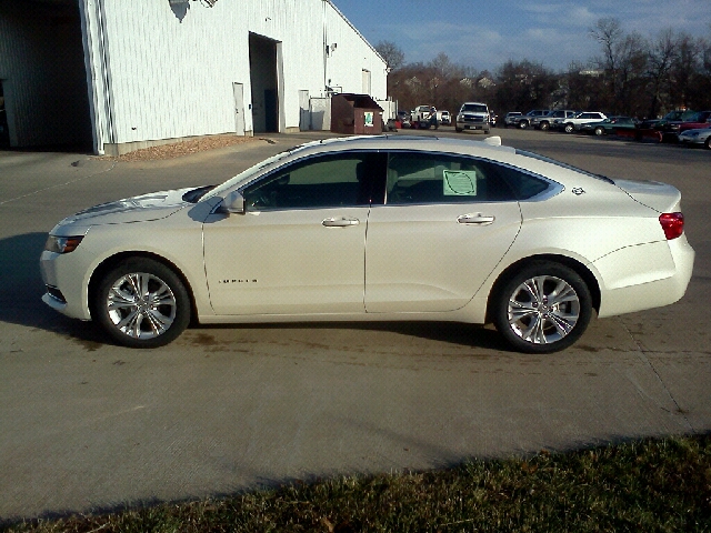 2014 Chevrolet Impala 4dr AWD SUV