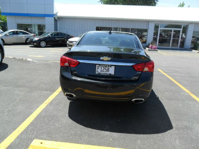 2014 Chevrolet Impala 4x4 XL