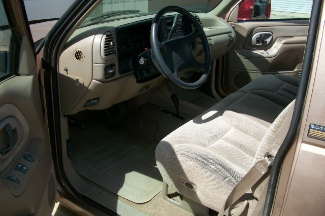 1996 Chevrolet K1500 LT Sedan 4D