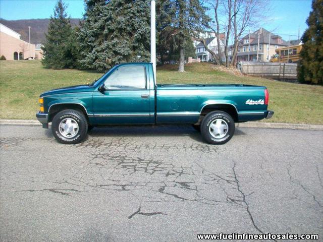 1997 Chevrolet K1500 LT Sedan 4D