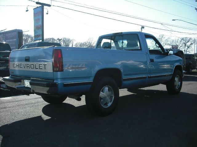 1997 Chevrolet K1500 LT Sedan 4D