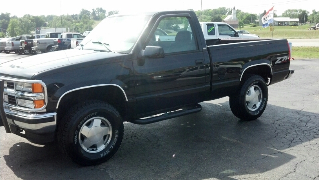 1998 Chevrolet K1500 Base