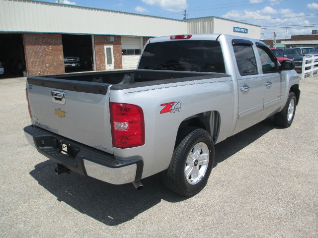 2010 Chevrolet K1500 C300 4dr Sdn 3.0L Sport RWD Sedan