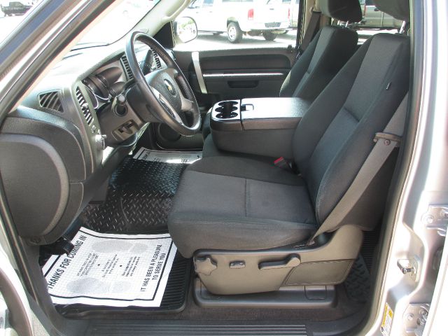 2010 Chevrolet K1500 C300 4dr Sdn 3.0L Sport RWD Sedan