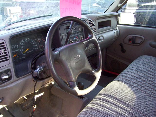 1998 Chevrolet K2500 Base