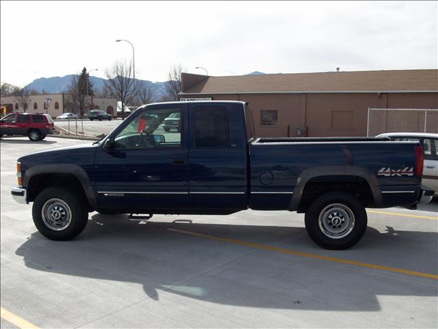 1998 Chevrolet K2500 GT 2D Convertible