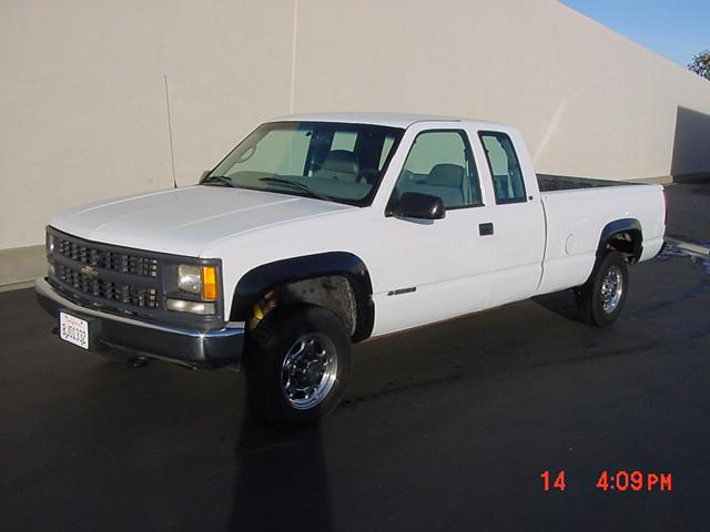 1998 Chevrolet K2500 Base