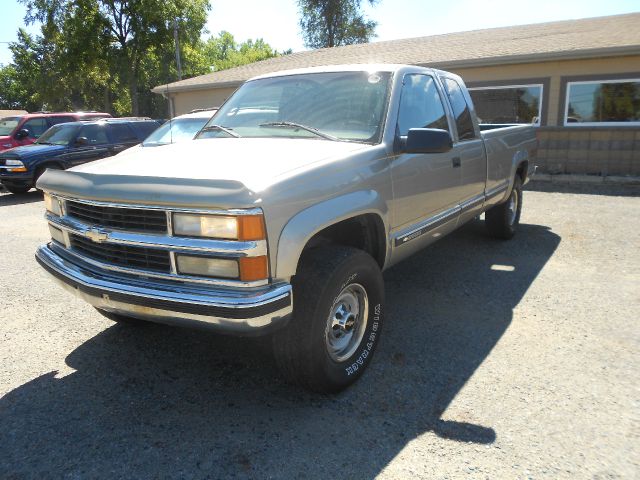 1998 Chevrolet K2500 4D Crew Cab Truck