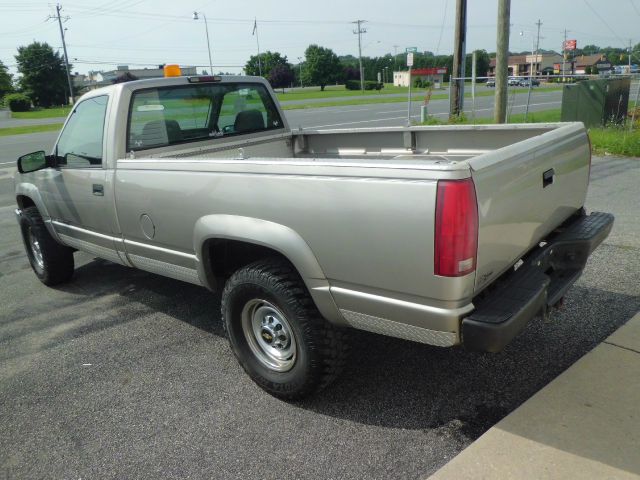 2000 Chevrolet K2500 Lariat - Crew Cab 4x4 Cap