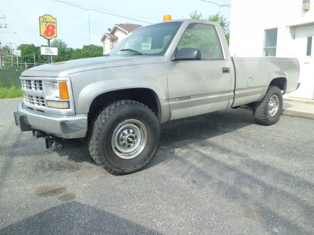 2000 Chevrolet K2500 Lariat - Crew Cab 4x4 Cap