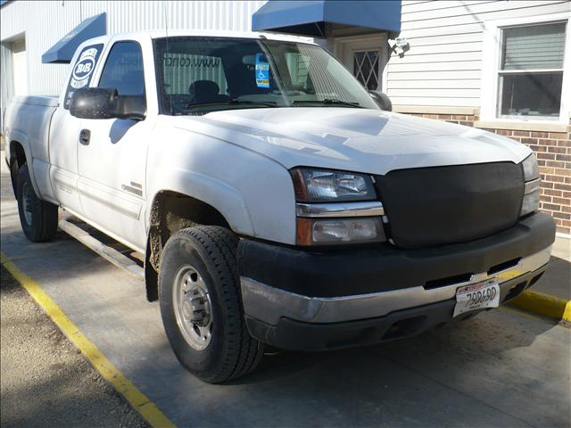 2004 Chevrolet K2500 EXL RN