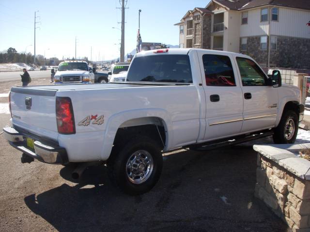 2006 Chevrolet K2500 Outback 3.0 R