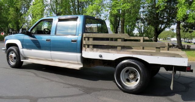 1993 Chevrolet K3500 4.2L Quattro LWB AUTO