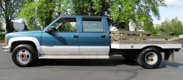 1993 Chevrolet K3500 4.2L Quattro LWB AUTO