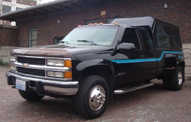 1998 Chevrolet K3500 Signature Premium