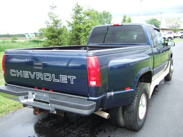 1999 Chevrolet K3500 Signature Premium