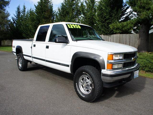 2000 Chevrolet K3500 3.2