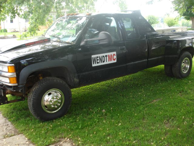 2000 Chevrolet K3500 Signature Premium