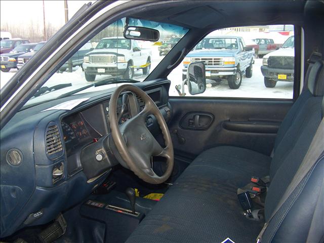 2000 Chevrolet K3500 Base