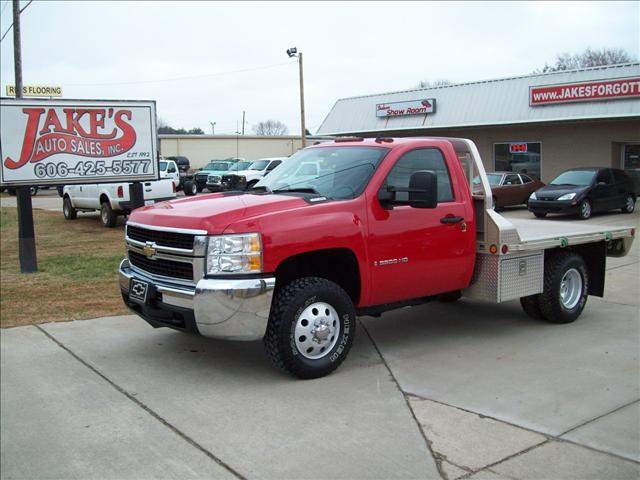 2007 Chevrolet K3500 4dr Sdn 3.2L Quattro Auto