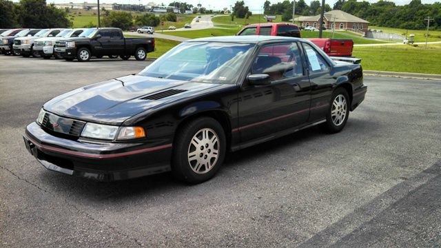 1993 Chevrolet Lumina 2WD Auto