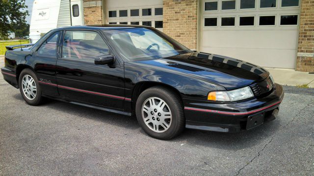 1993 Chevrolet Lumina 2WD Auto