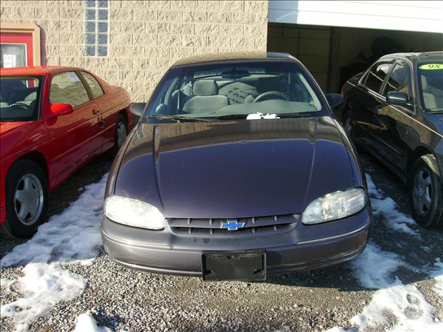 1995 Chevrolet Lumina Base