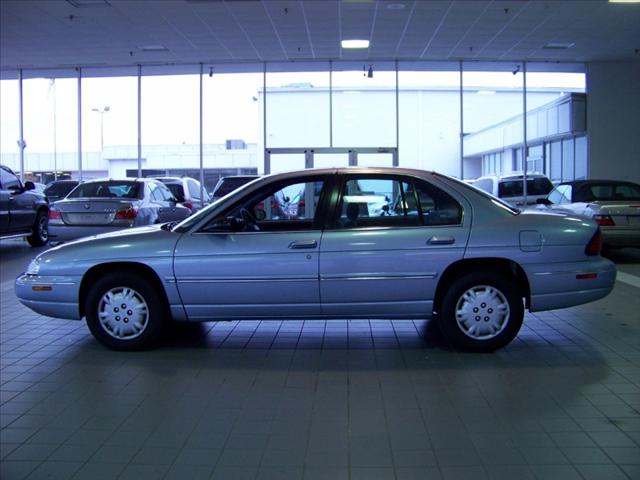 1995 Chevrolet Lumina Base