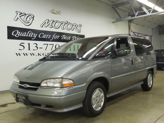 1996 Chevrolet Lumina Base