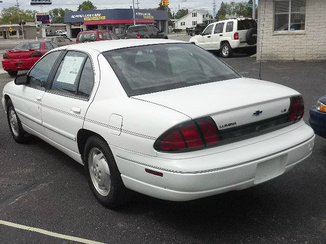 1998 Chevrolet Lumina Touring W/nav.sys