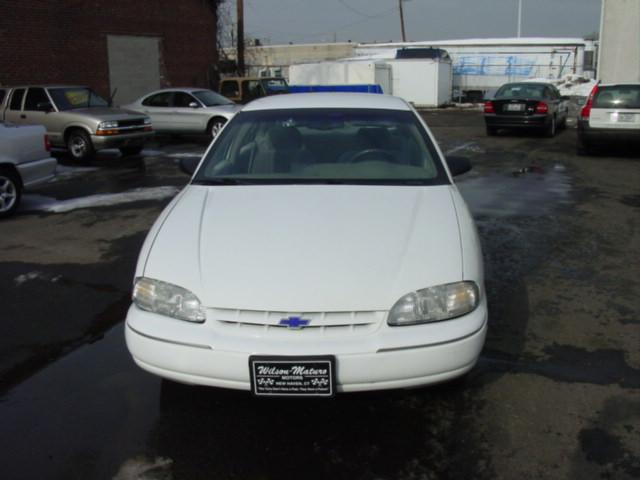 2000 Chevrolet Lumina Base