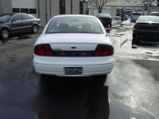 2000 Chevrolet Lumina Base