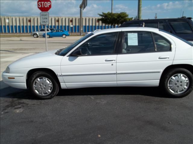 2000 Chevrolet Lumina Base