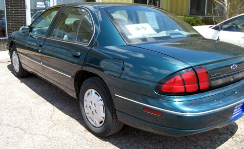 2000 Chevrolet Lumina Base