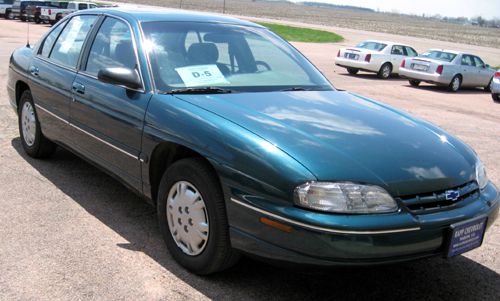 2000 Chevrolet Lumina Base