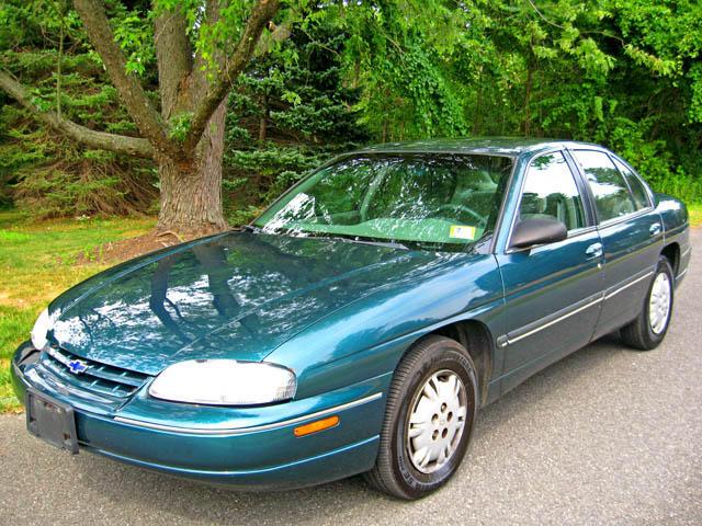 2000 Chevrolet Lumina Laramie