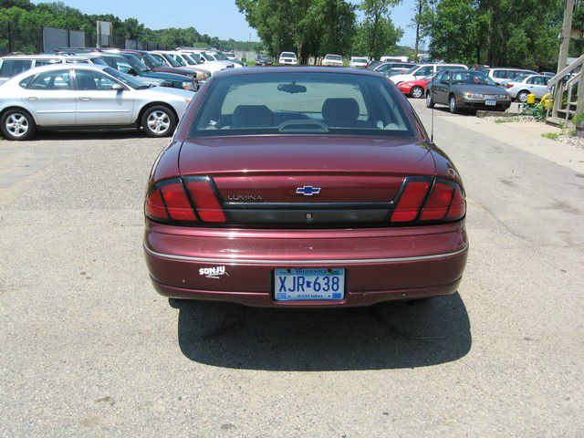 2000 Chevrolet Lumina Base