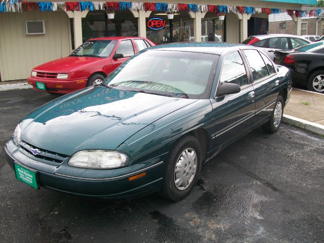 2001 Chevrolet Lumina Base