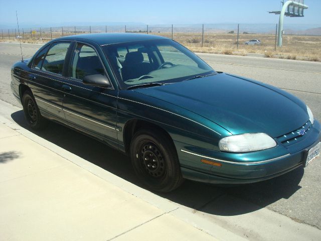 2001 Chevrolet Lumina Base