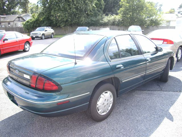 2001 Chevrolet Lumina Base