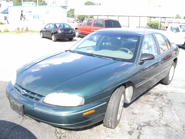 2001 Chevrolet Lumina Base