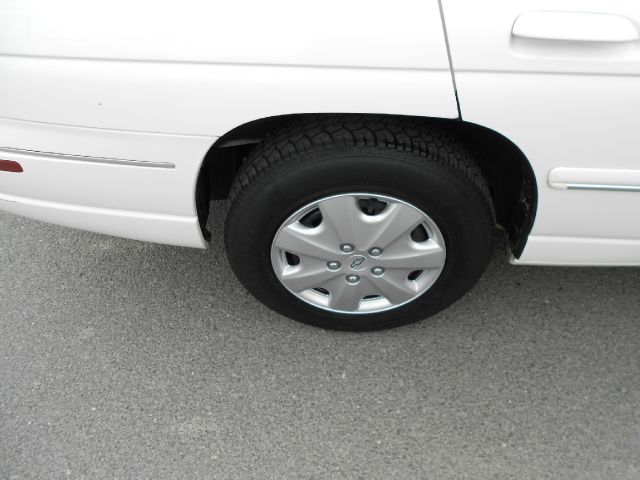 2001 Chevrolet Lumina Touring - New Tires