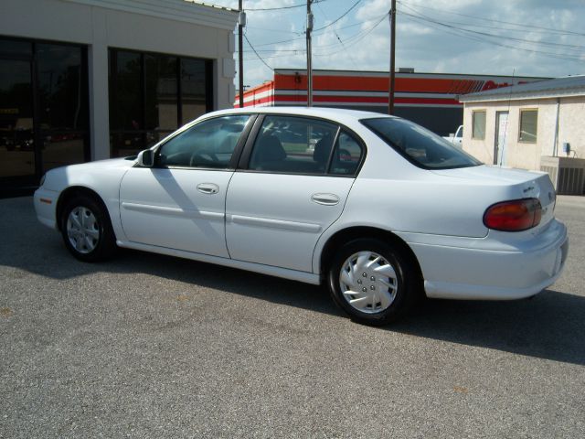 1997 Chevrolet Malibu Base