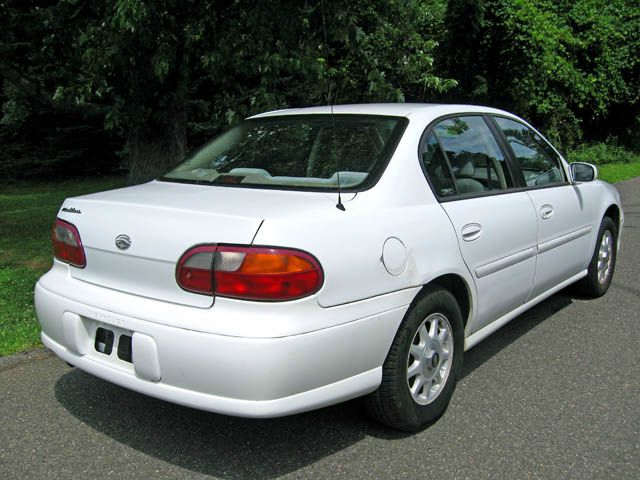 1997 Chevrolet Malibu Base